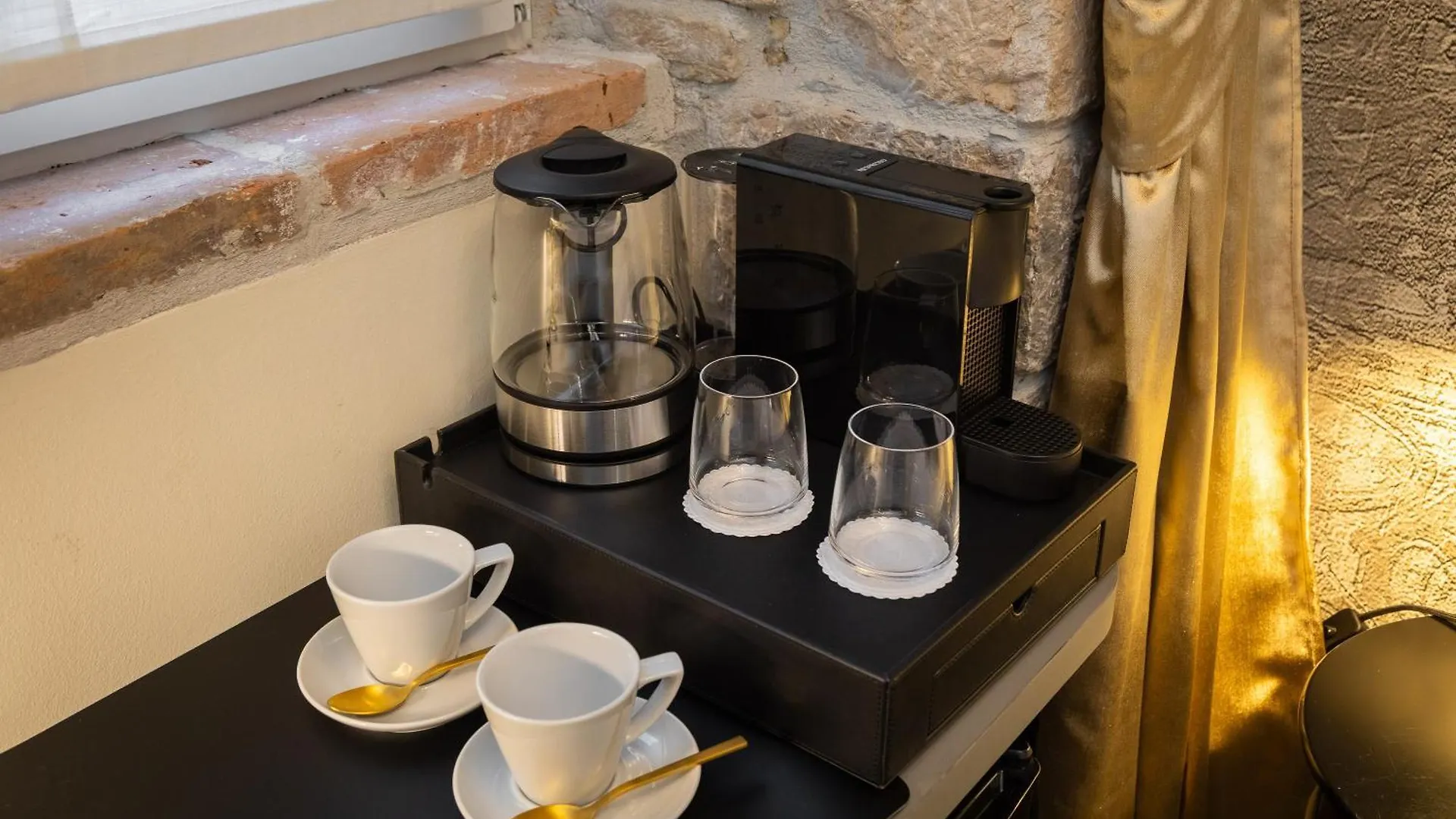 게스트하우스 Design Rooms Anima Mundi Citycentre Right Next To Diocletian'S Palace 스플리트