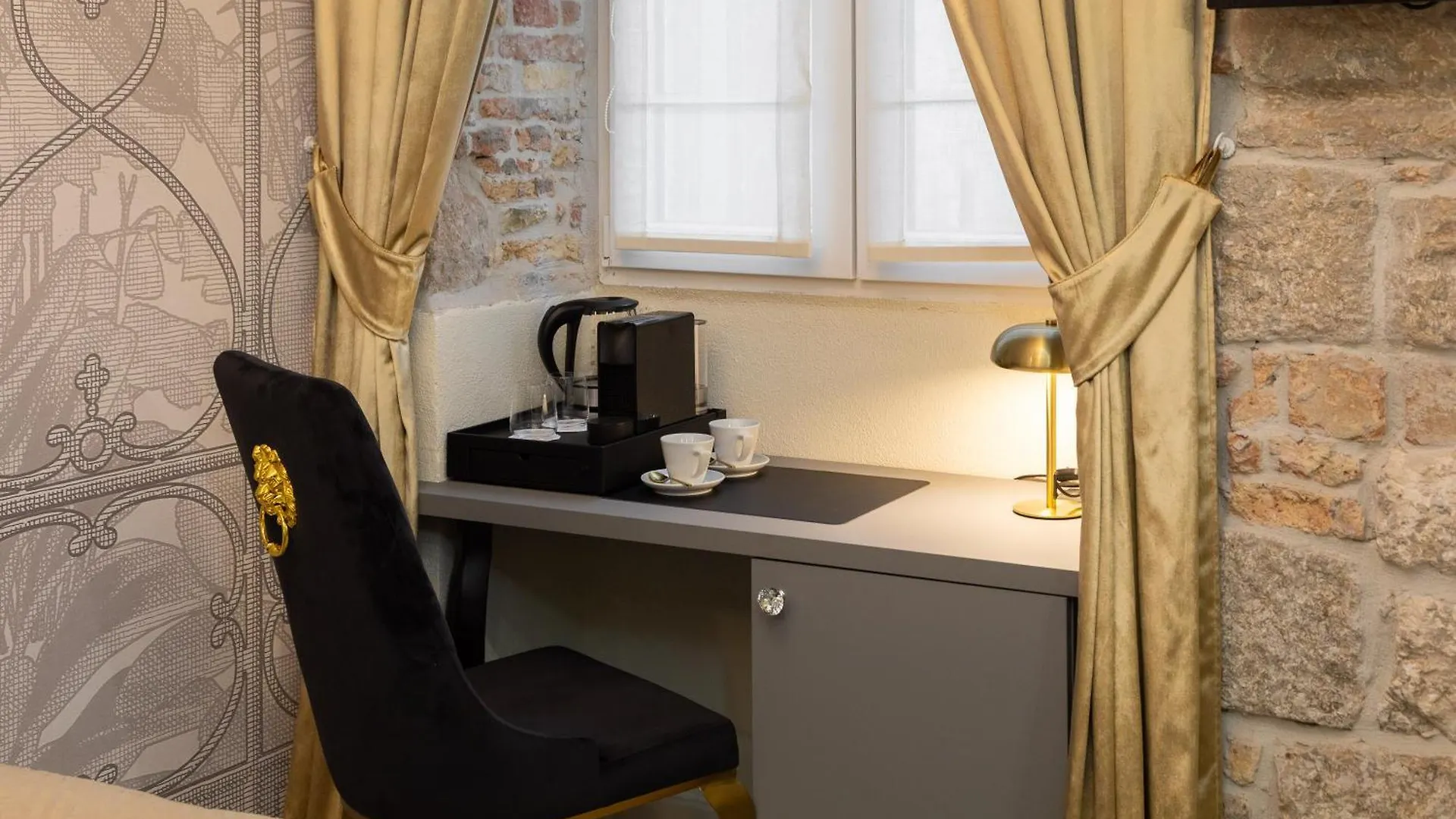 Design Rooms Anima Mundi Citycentre Right Next To Diocletian'S Palace 스플리트 크로아티아